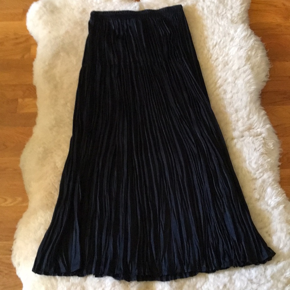 Sharon Young Black Broomstick Skirt